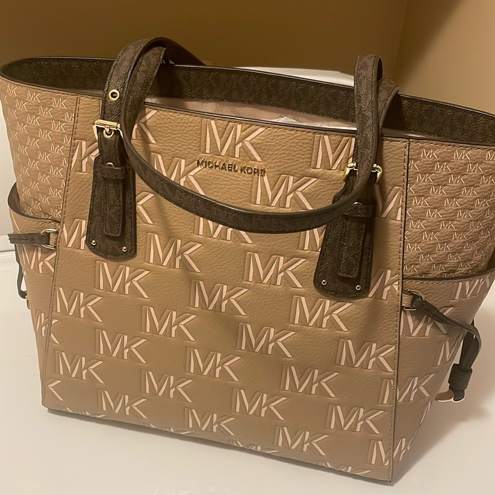 Michael Kors Hand Bag